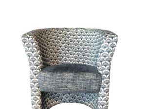 Poltroncina Ovia di design